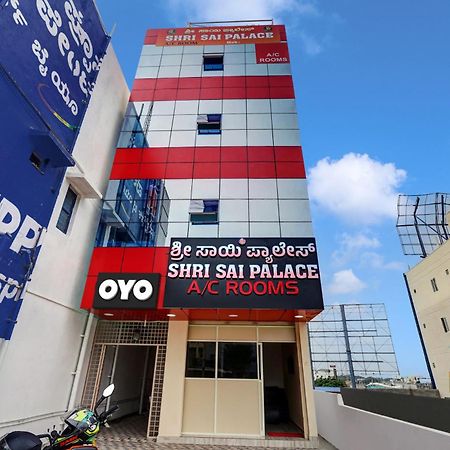 Oyo Flagship Shri Sai Palace Kumbalgod Exteriör bild