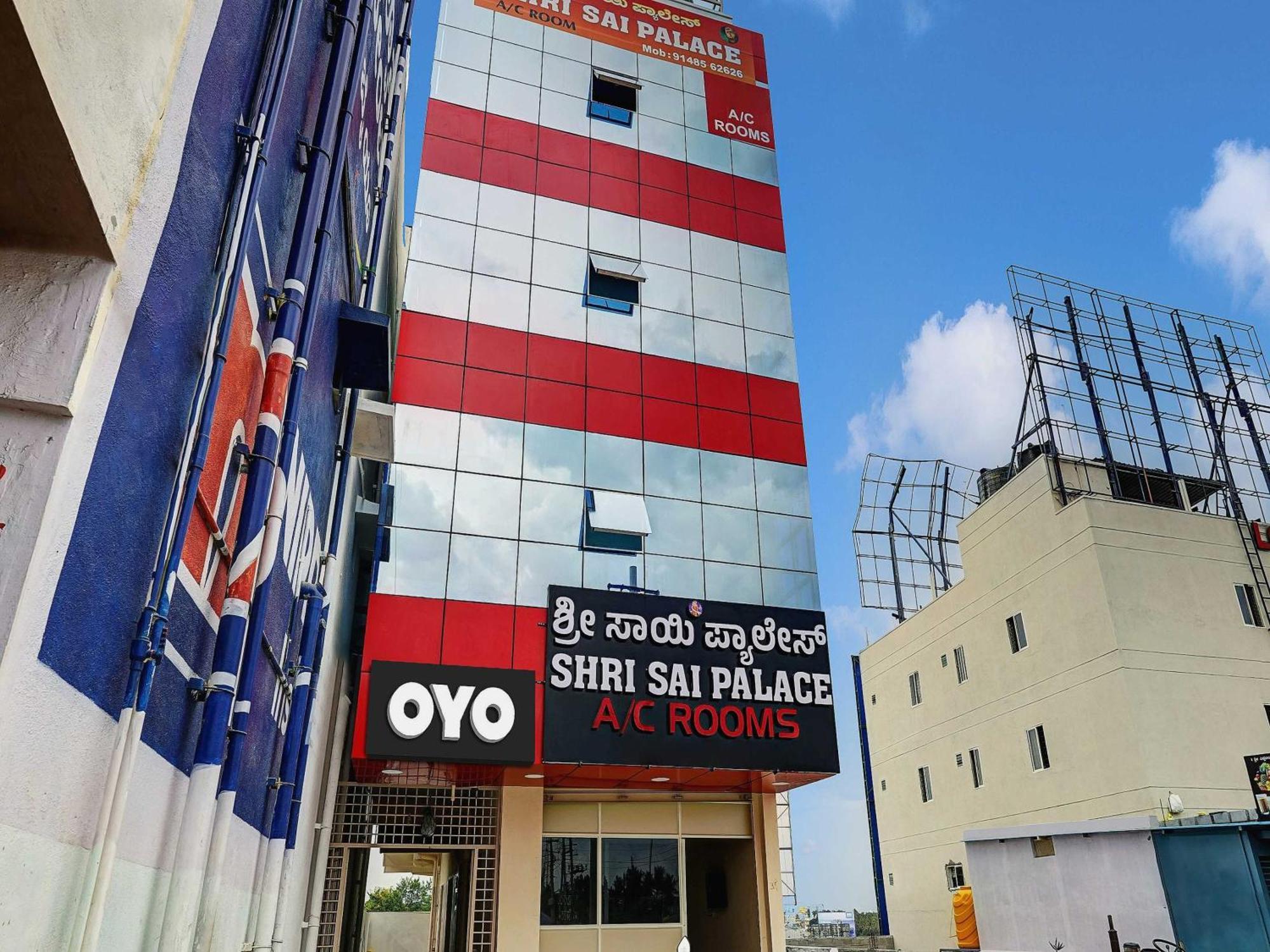 Oyo Flagship Shri Sai Palace Kumbalgod Exteriör bild